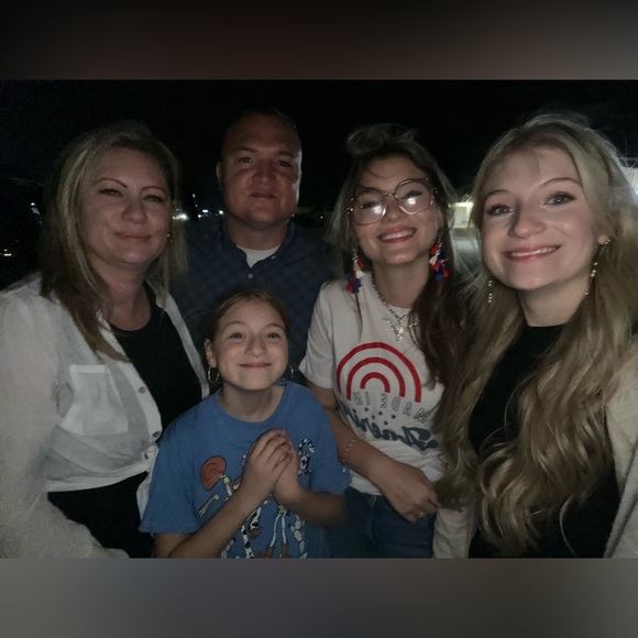 Meet your Posher,Anndrea - Picture 9 of 15